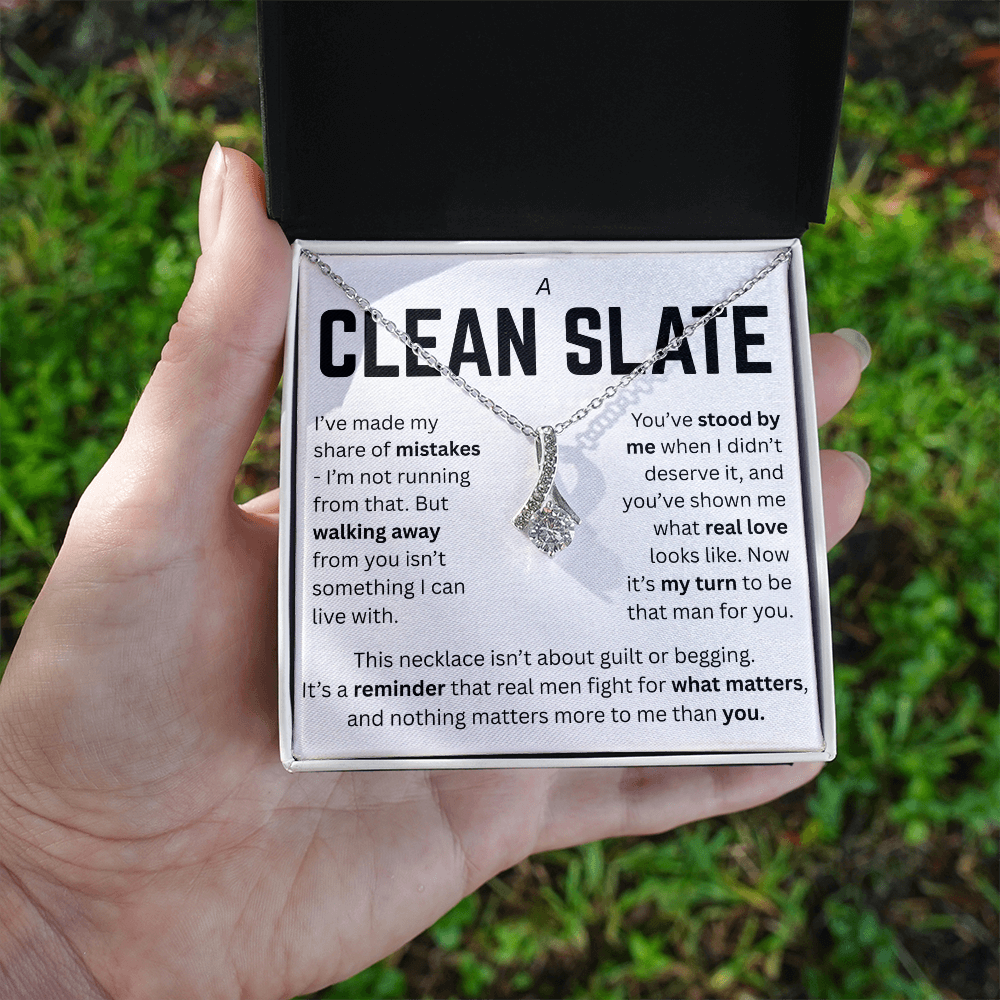 APOLOGY A CLEAN SLATE ALLURING NECKLACE GIFT SET