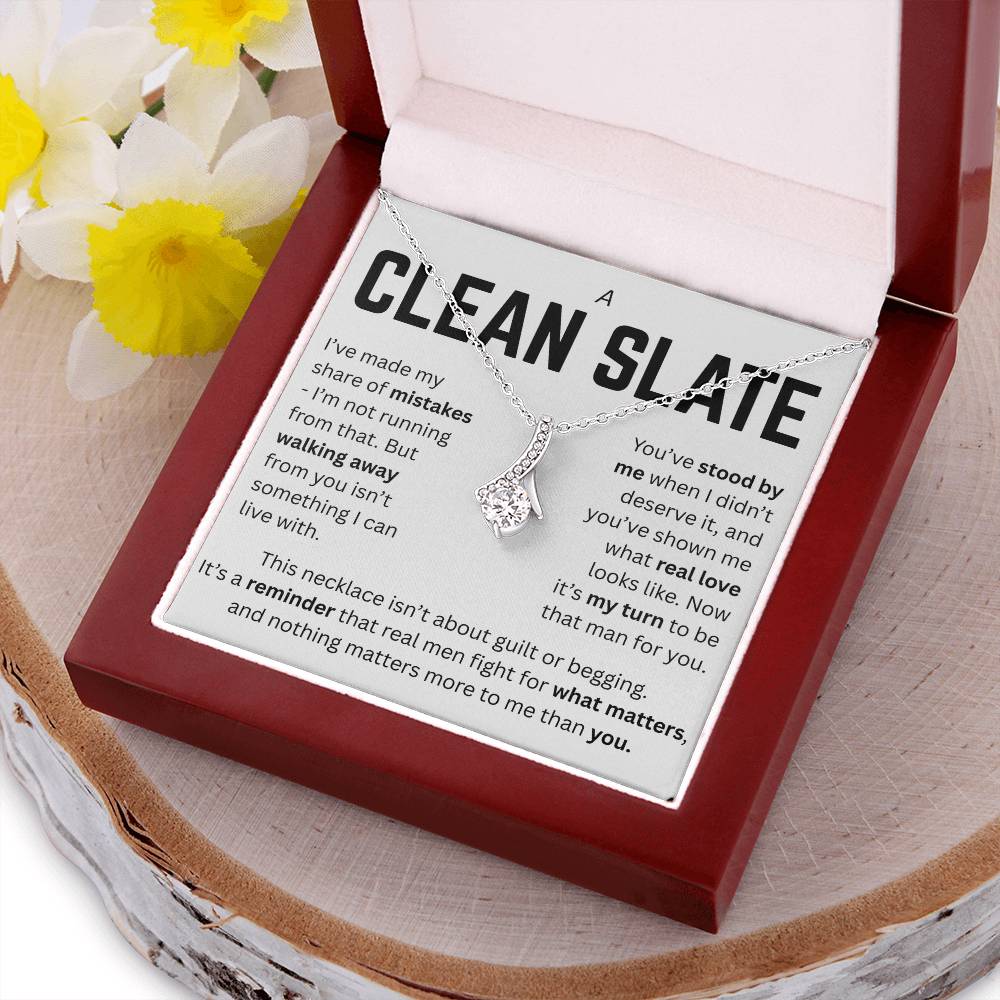 APOLOGY A CLEAN SLATE ALLURING NECKLACE GIFT SET