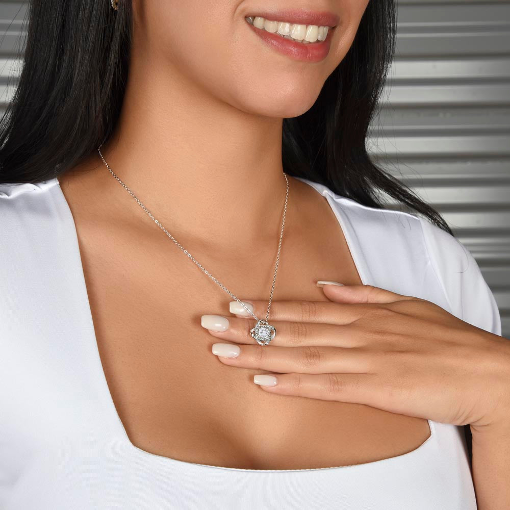 TO MY BONUS DAUGHTER GOLD FATE KNOT NECKLACE GIFT SET