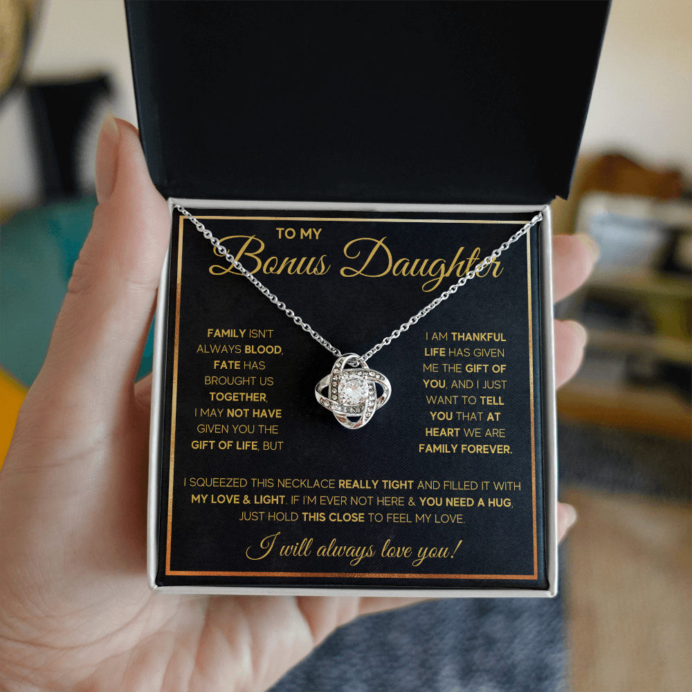 TO MY BONUS DAUGHTER GOLD FATE KNOT NECKLACE GIFT SET