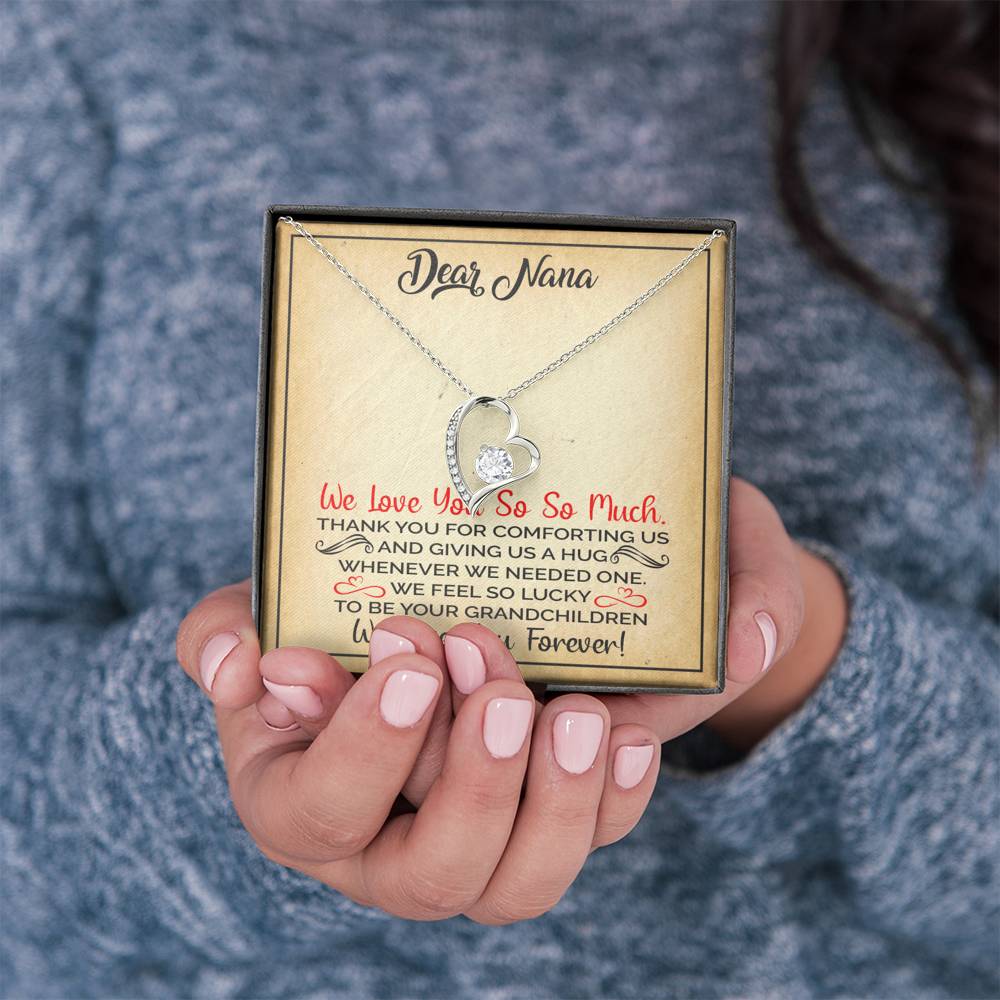 DEAR NANA "HUG" HEART NECKLACE GIFT SET - ON CLOUD NINE GIFTS