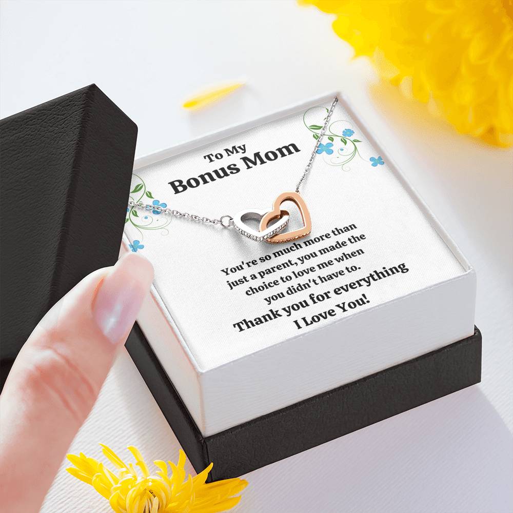 TO MY BONUS MOM "CHOICE TO LOVE ME" INTERLOCKING HEARTS NECKLACE GIFT SET - ON CLOUD NINE GIFTS