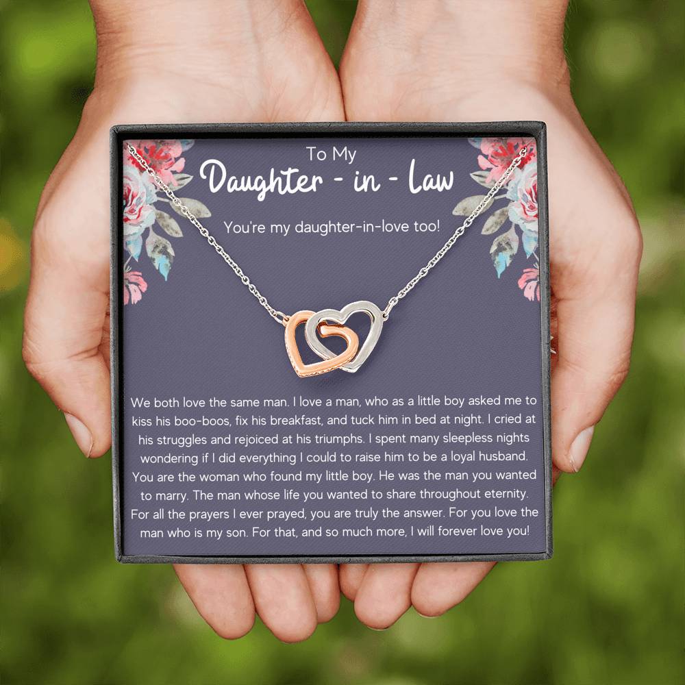 TO MY DAUGHTER-IN-LAW TRIUMPHS INTERLOCKING HEARTS NECKLACE GIFT SET - ON CLOUD NINE GIFTS