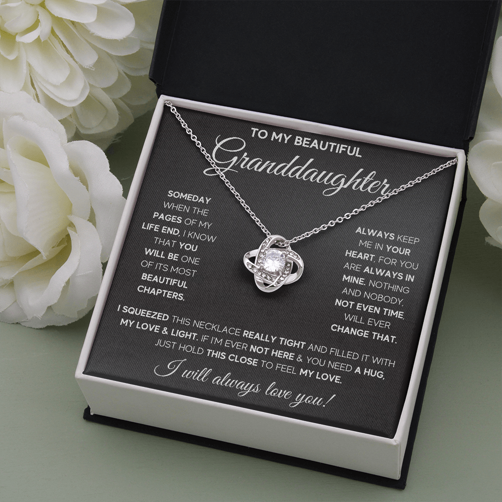 GRANDDAUGHTER NECKLACE - ON CLOUD NINE GIFTS
