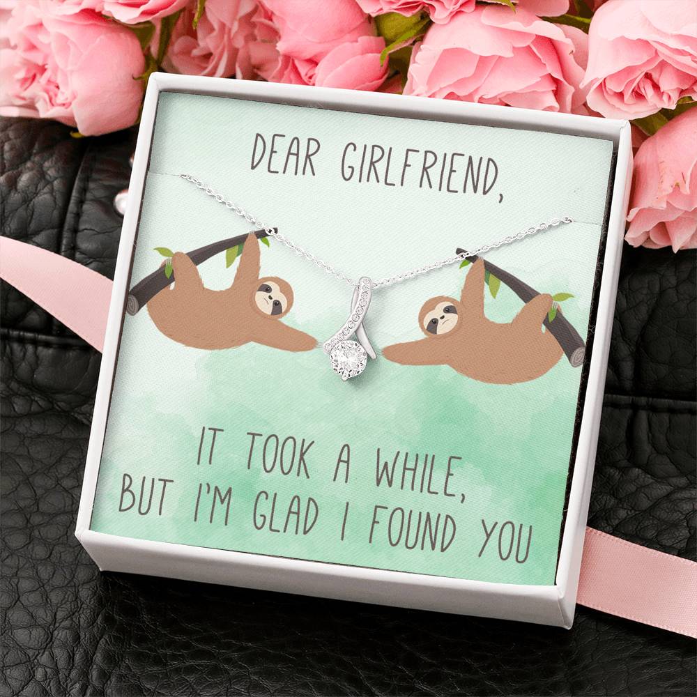 DEAR GIRLFRIEND "A WHILE" ALLURING BEAUTY NECKLACE GIFT SET - ON CLOUD NINE GIFTS