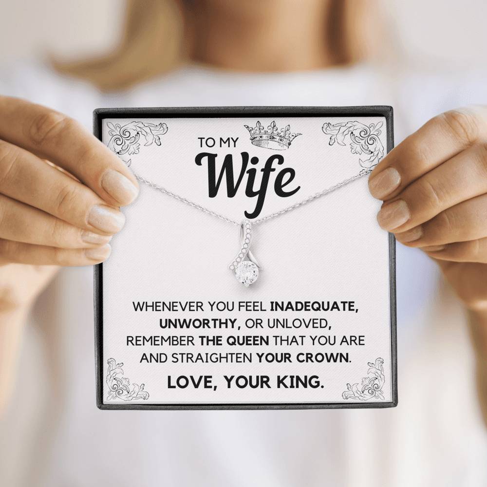 TO MY WIFE QUEEN ALLURING BEAUTY NECKLACE GIFT SET - ON CLOUD NINE GIFTS