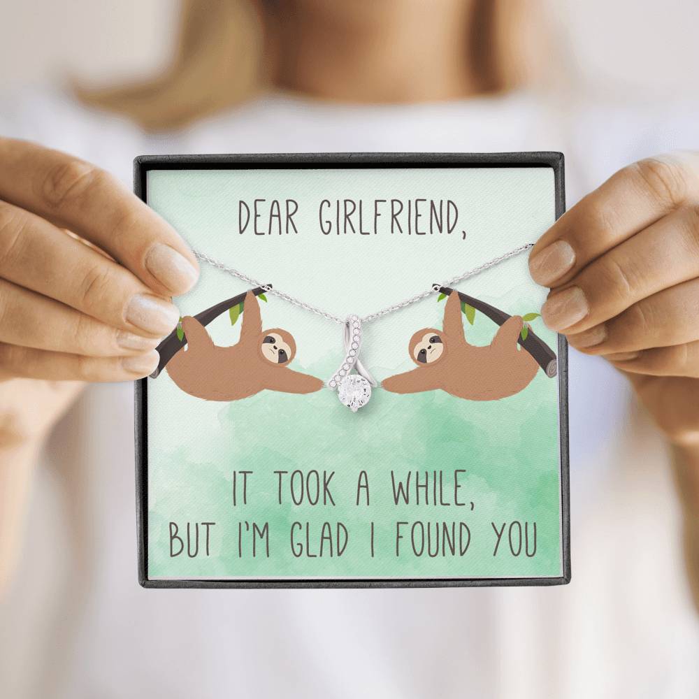 DEAR GIRLFRIEND "A WHILE" ALLURING BEAUTY NECKLACE GIFT SET - ON CLOUD NINE GIFTS