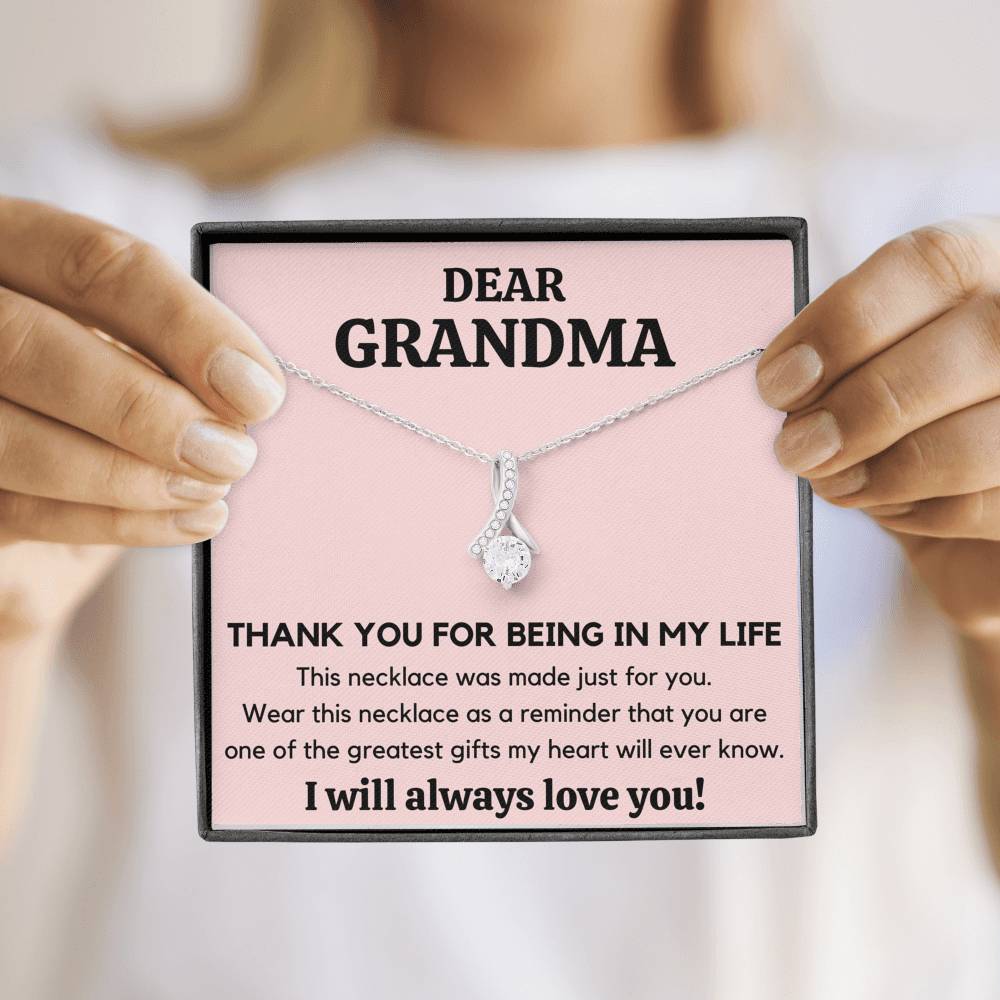 DEAR GRANDMA MY LIFE ALLURING BEAUTY NECKLACE GIFT SET - ON CLOUD NINE GIFTS