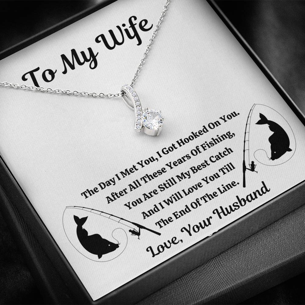 TO MY WIFE "FISHING" ALLURING BEAUTY NECKLACE GIFT SET - ON CLOUD NINE GIFTS