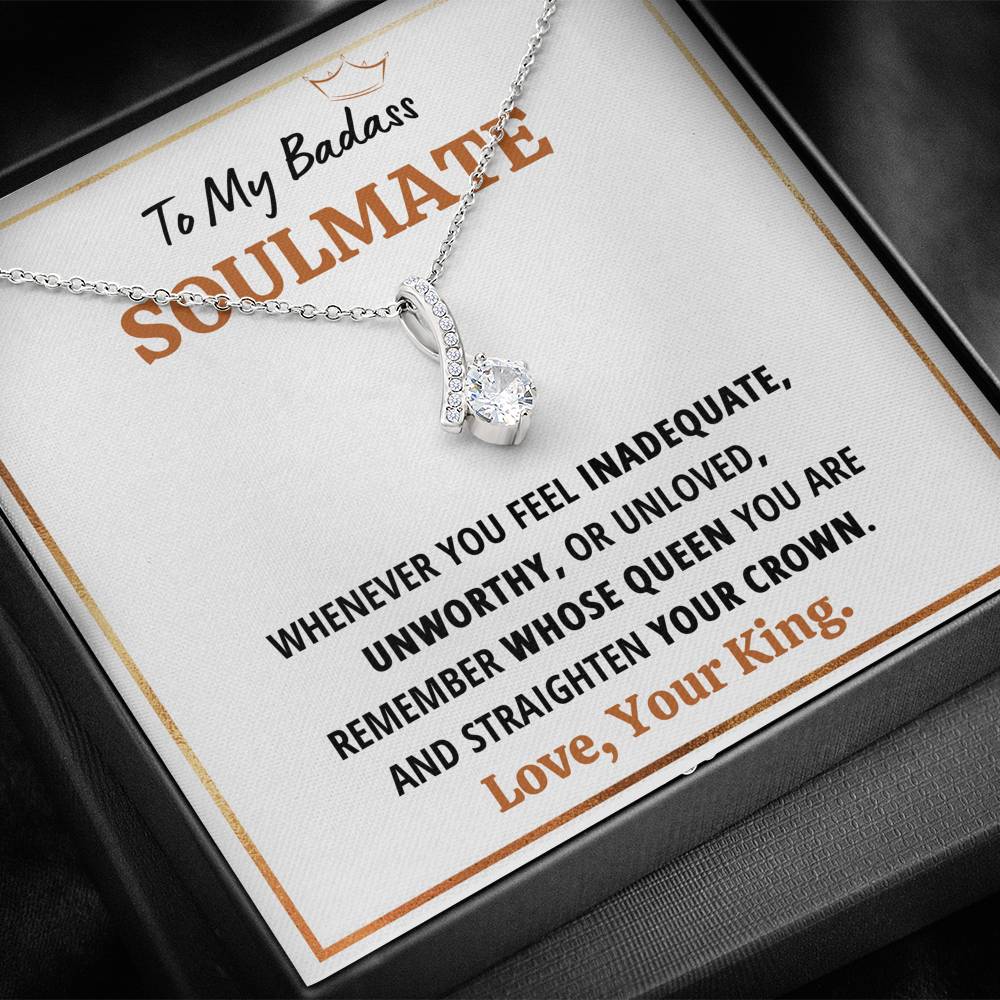 TO MY BADASS SOULMATE QUEEN ALLURING BEAUTY NECKLACE GIFT SET - ON CLOUD NINE GIFTS