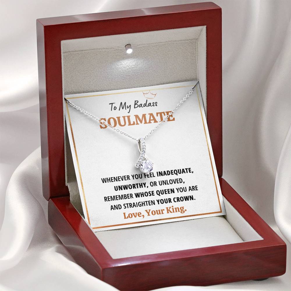 TO MY BADASS SOULMATE QUEEN ALLURING BEAUTY NECKLACE GIFT SET - ON CLOUD NINE GIFTS