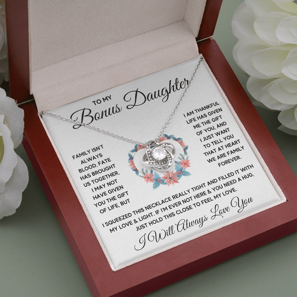 BONUS DAUGHTER LIFE SQUEEZE LOVE KNOT NECKLACE GIFT SET - ON CLOUD NINE GIFTS