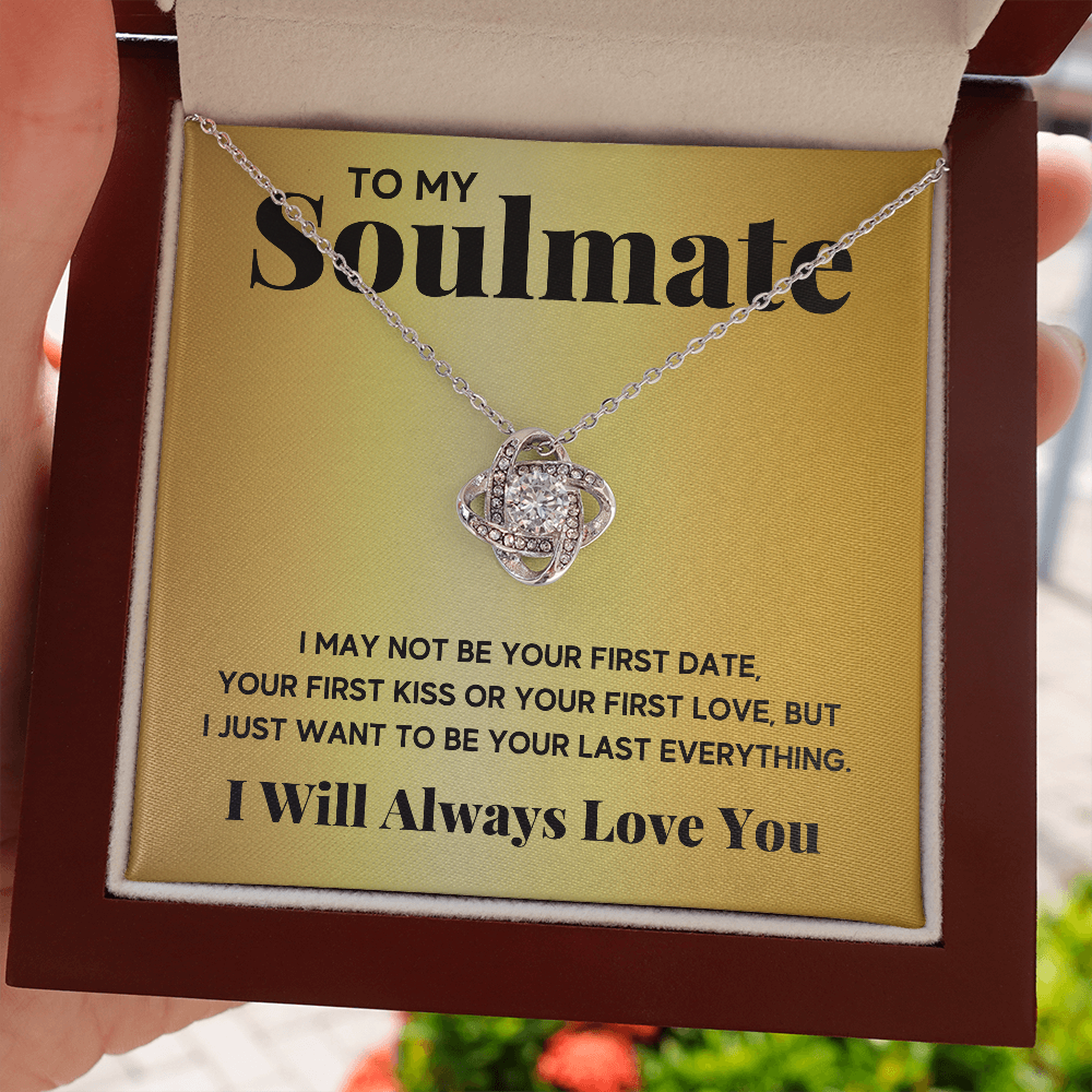 TO MY SOULMATE EVERYTHING GOLD LOVE KNOT NECKLACE GIFT SET - ON CLOUD NINE GIFTS