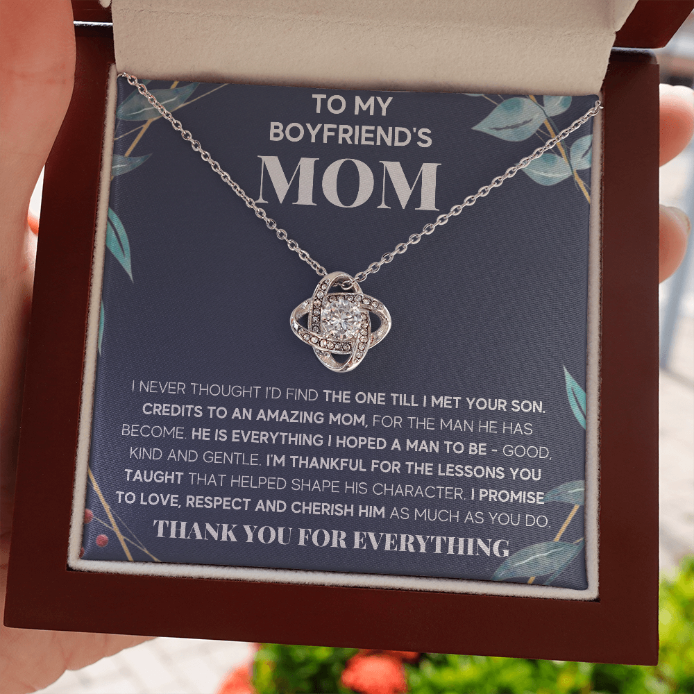 TO MY BOYFRIEND'S MOM LESSONS LOVE KNOT NECKLACE GIFT SET - ON CLOUD NINE GIFTS