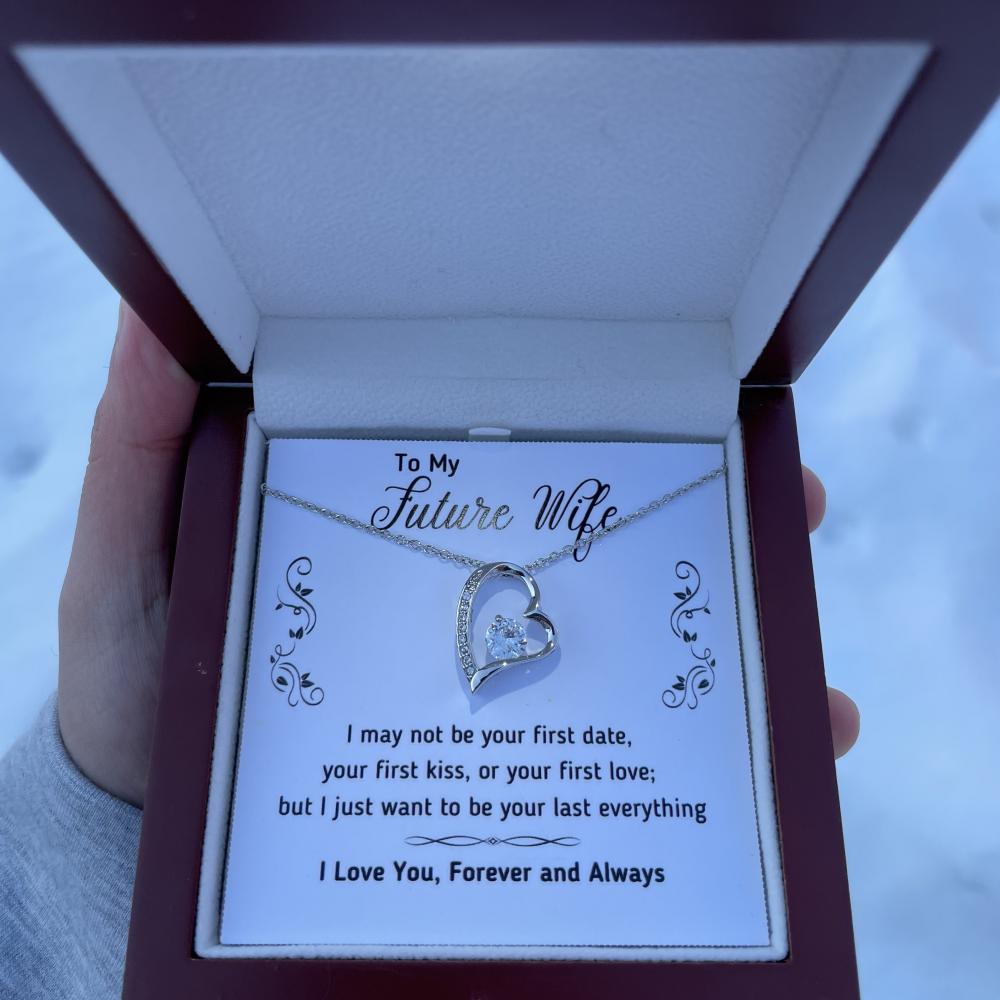 TO MY FUTURE WIFE HEART NECKLACE GIFT SET - ON CLOUD NINE GIFTS